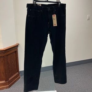 Levi’s 502 Corduroy Pants
34 x 32